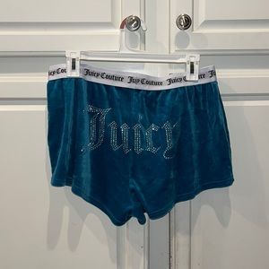 Juicy Couture shorts velvet
